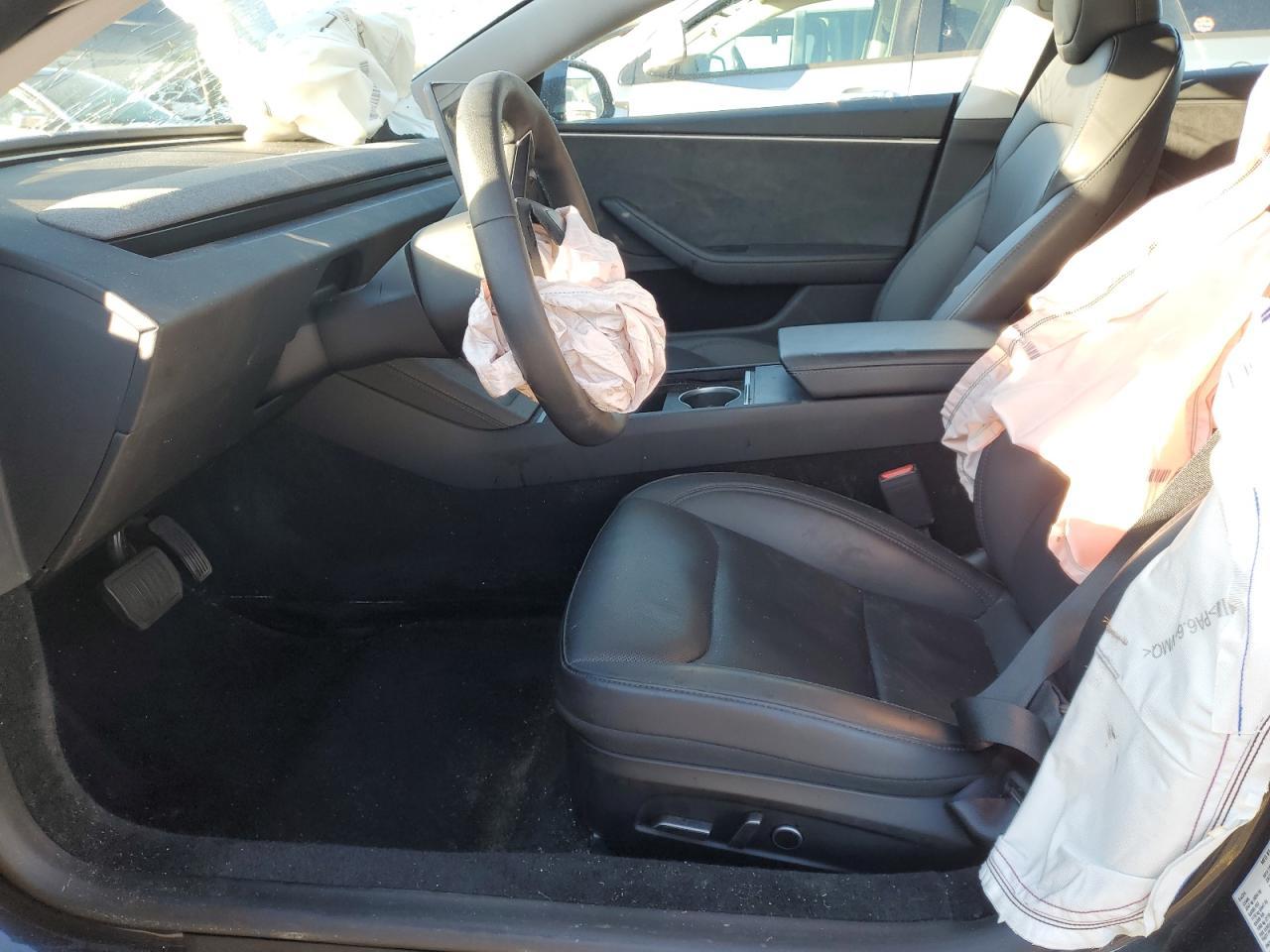 2024 Tesla Model 3 - zdjęcie 7