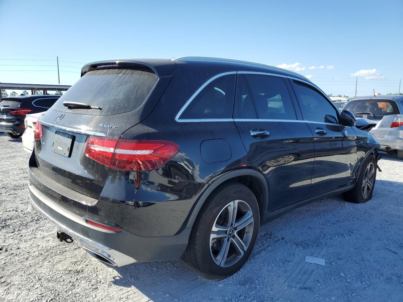 2019 Mercedes-Benz GLC - zdjęcie 3