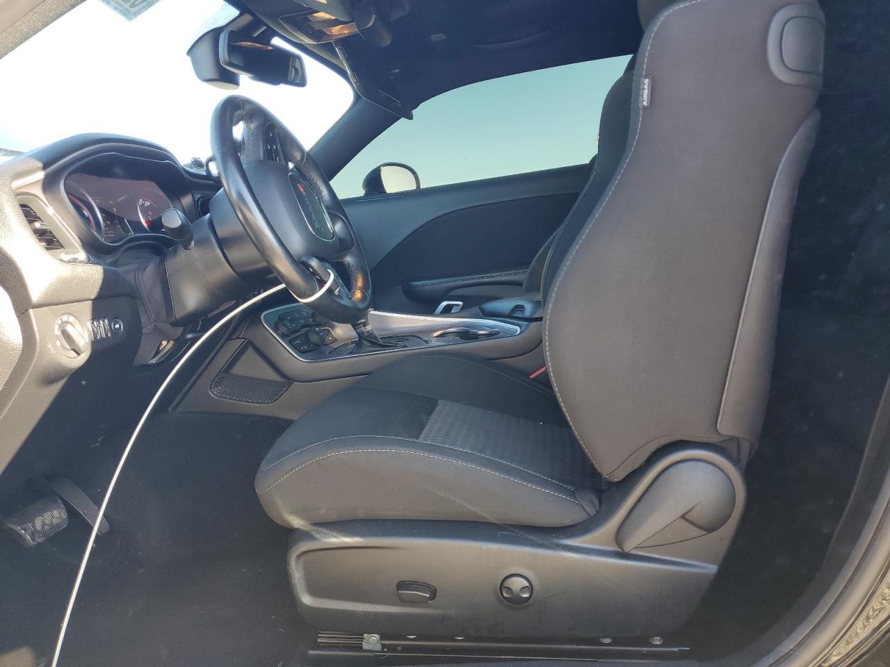 2022 Dodge Challenger Gt - zdjęcie 7