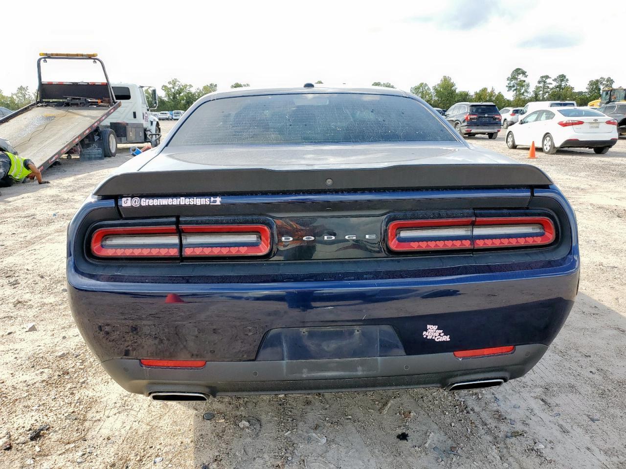 2017 Dodge Challenger Sxt - zdjęcie 6