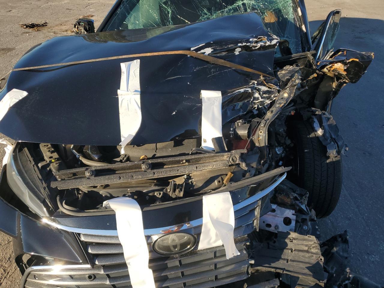 2019 Toyota Avalon - zdjęcie 11