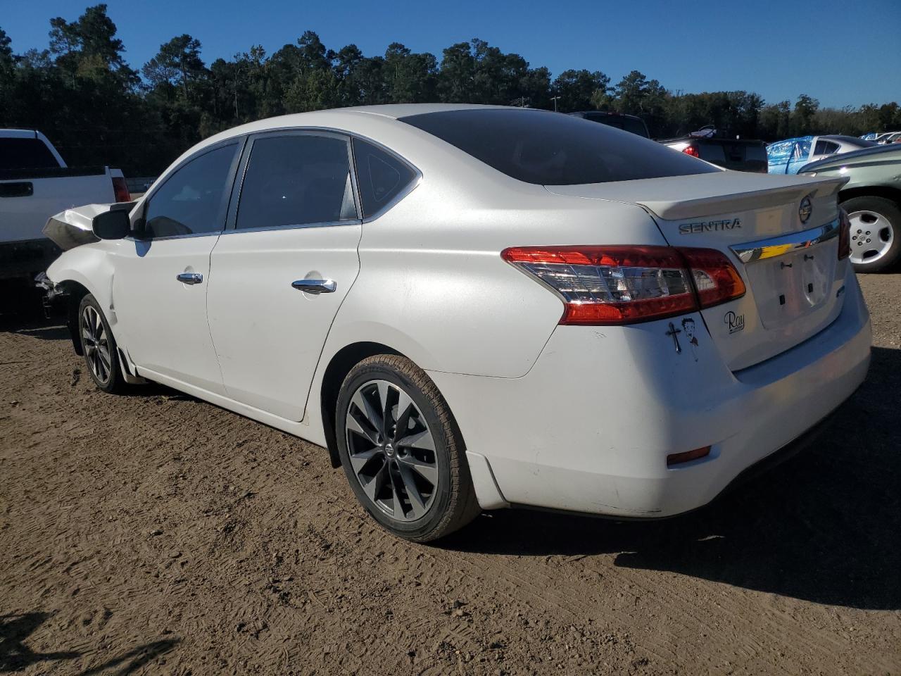 2013 Nissan Sentra - zdjęcie 2
