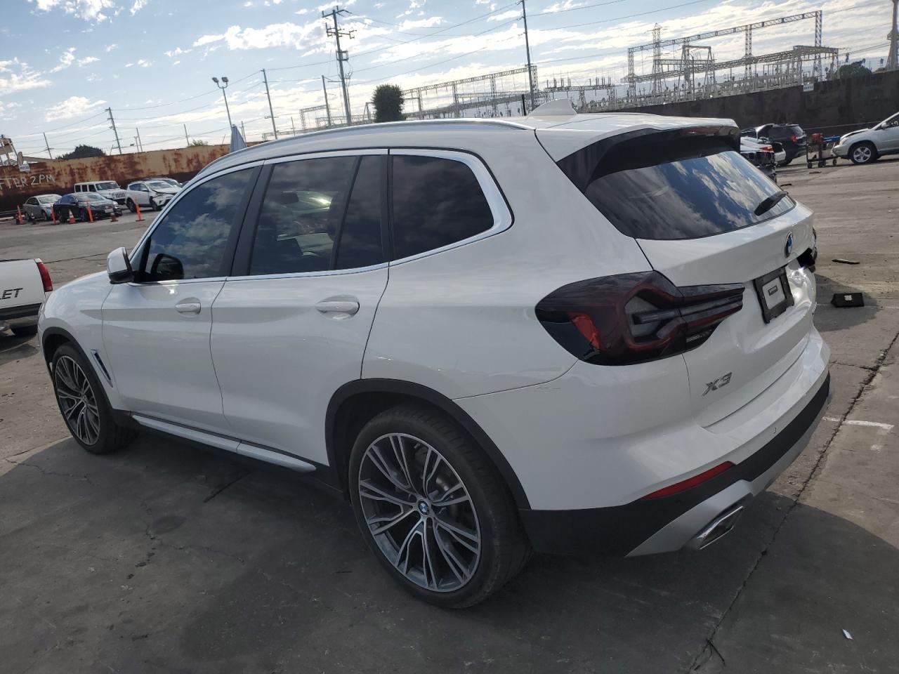 2023 BMW X3 - zdjęcie 2