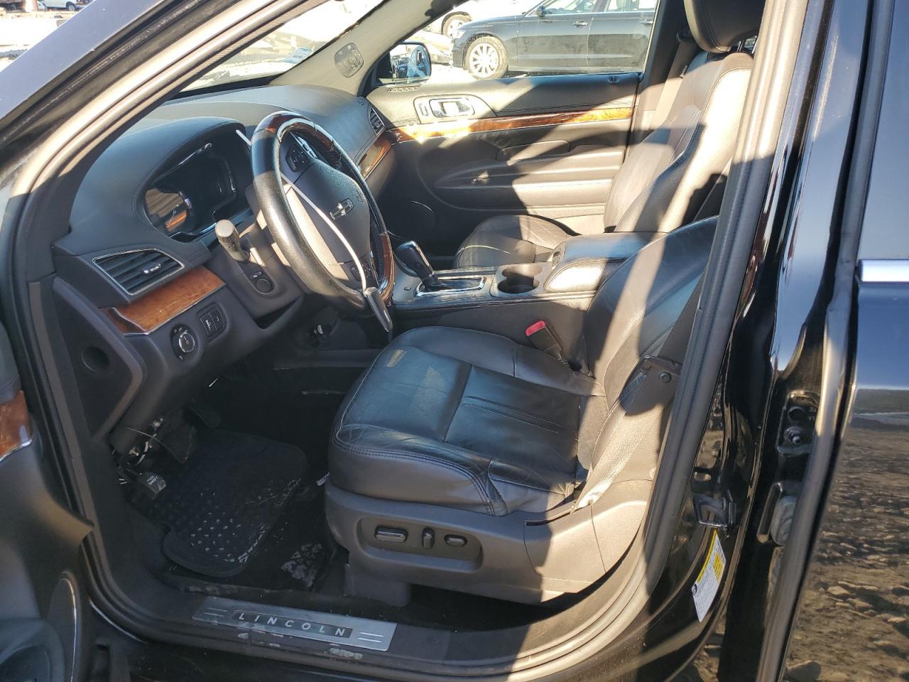 2016 Lincoln Mkt - zdjęcie 7