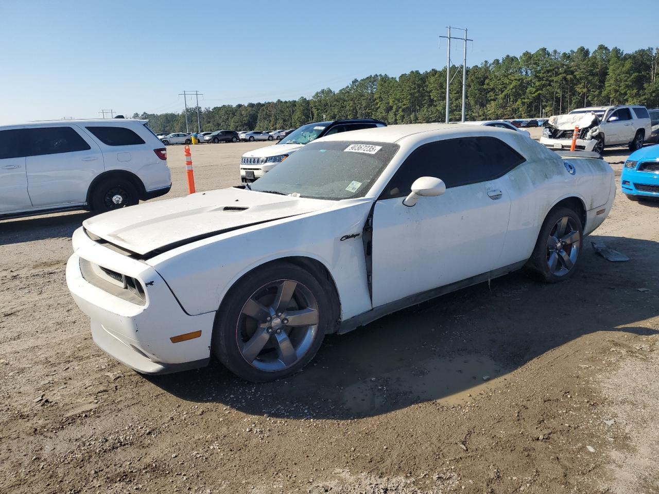2013 Dodge Challenger Sxt - zdjęcie główne