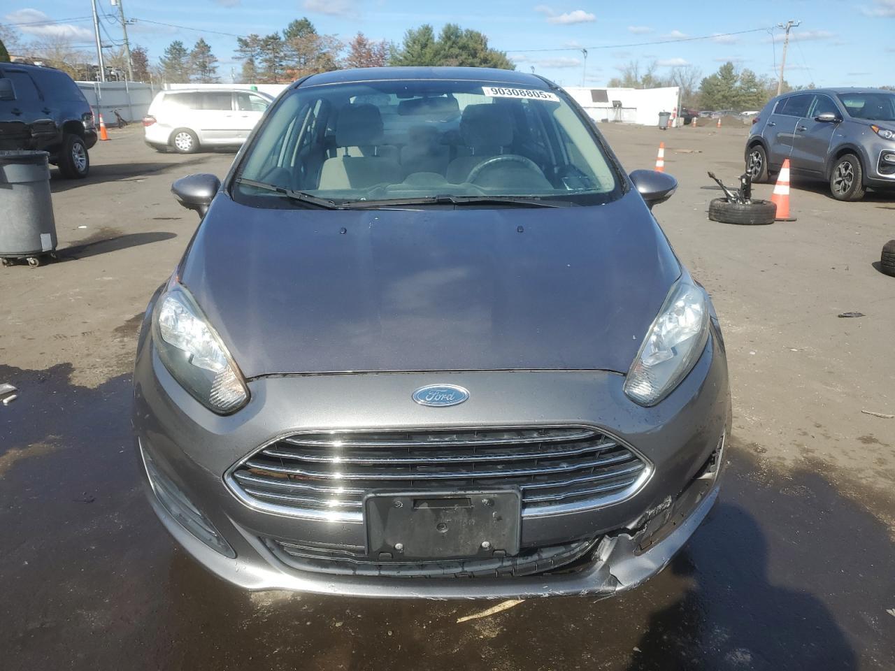 2014 Ford Fiesta Se - zdjęcie 5