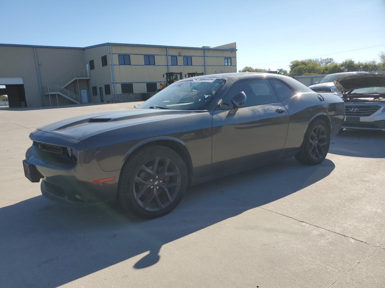 2021 Dodge Challenger Sxt - zdjęcie główne
