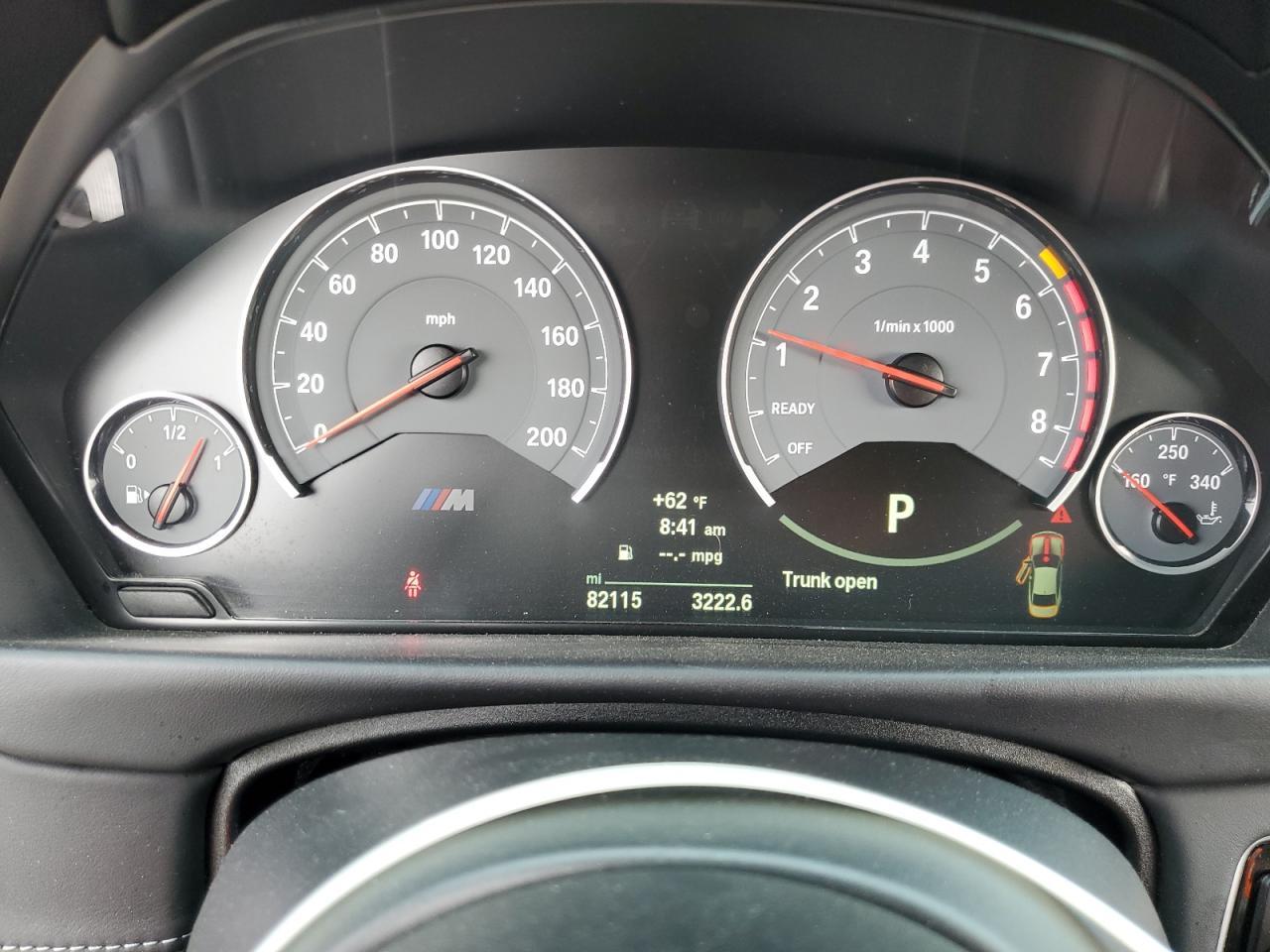 2015 BMW M4 - zdjęcie 9