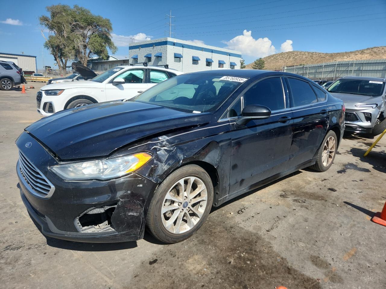 2020 Ford Fusion - zdjęcie główne