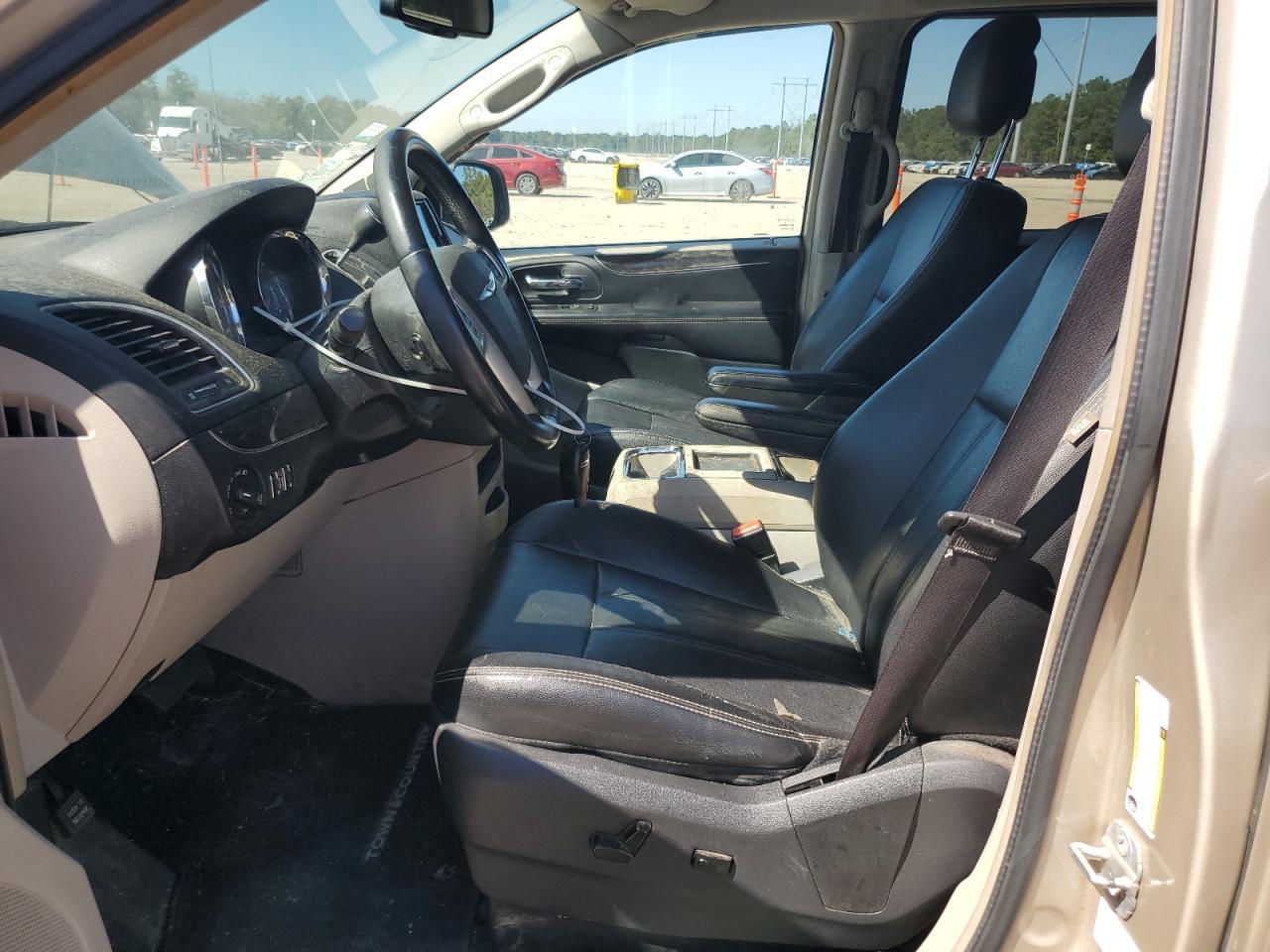 2014 Chrysler Town & Country - zdjęcie 7