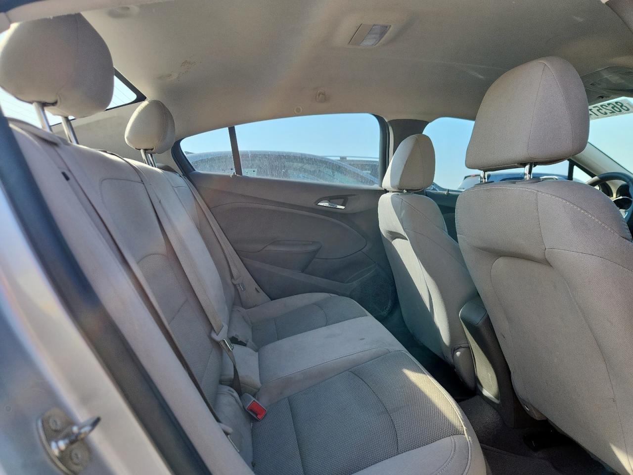 2017 Chevrolet Cruze Ls - zdjęcie 10