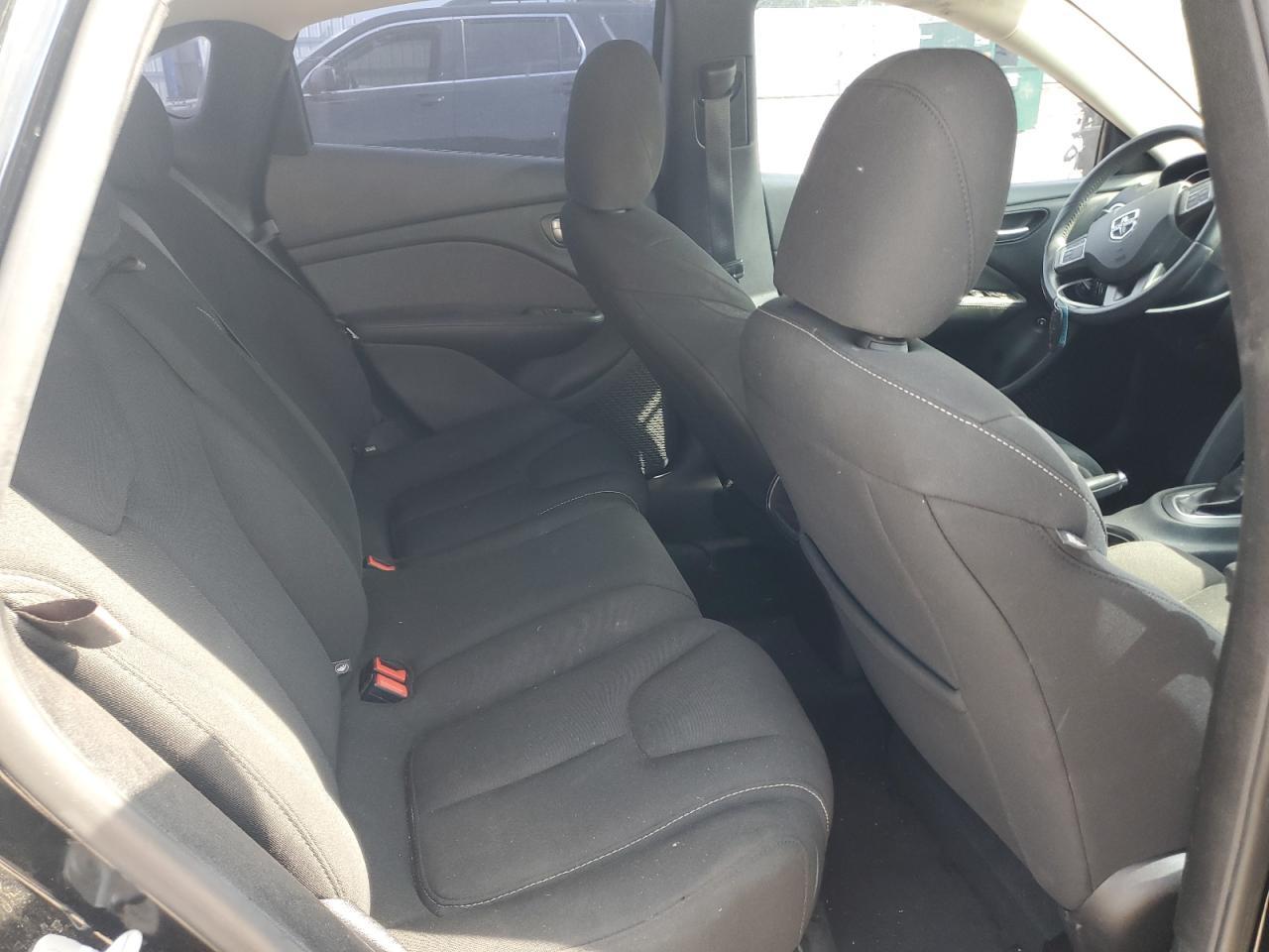 2013 Dodge Dart Sxt - zdjęcie 10