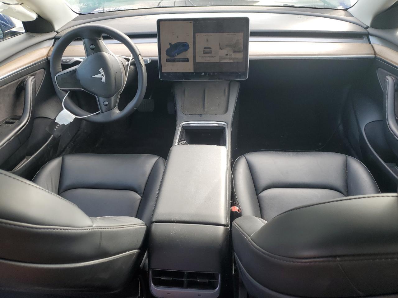2022 Tesla Model 3 - zdjęcie 8