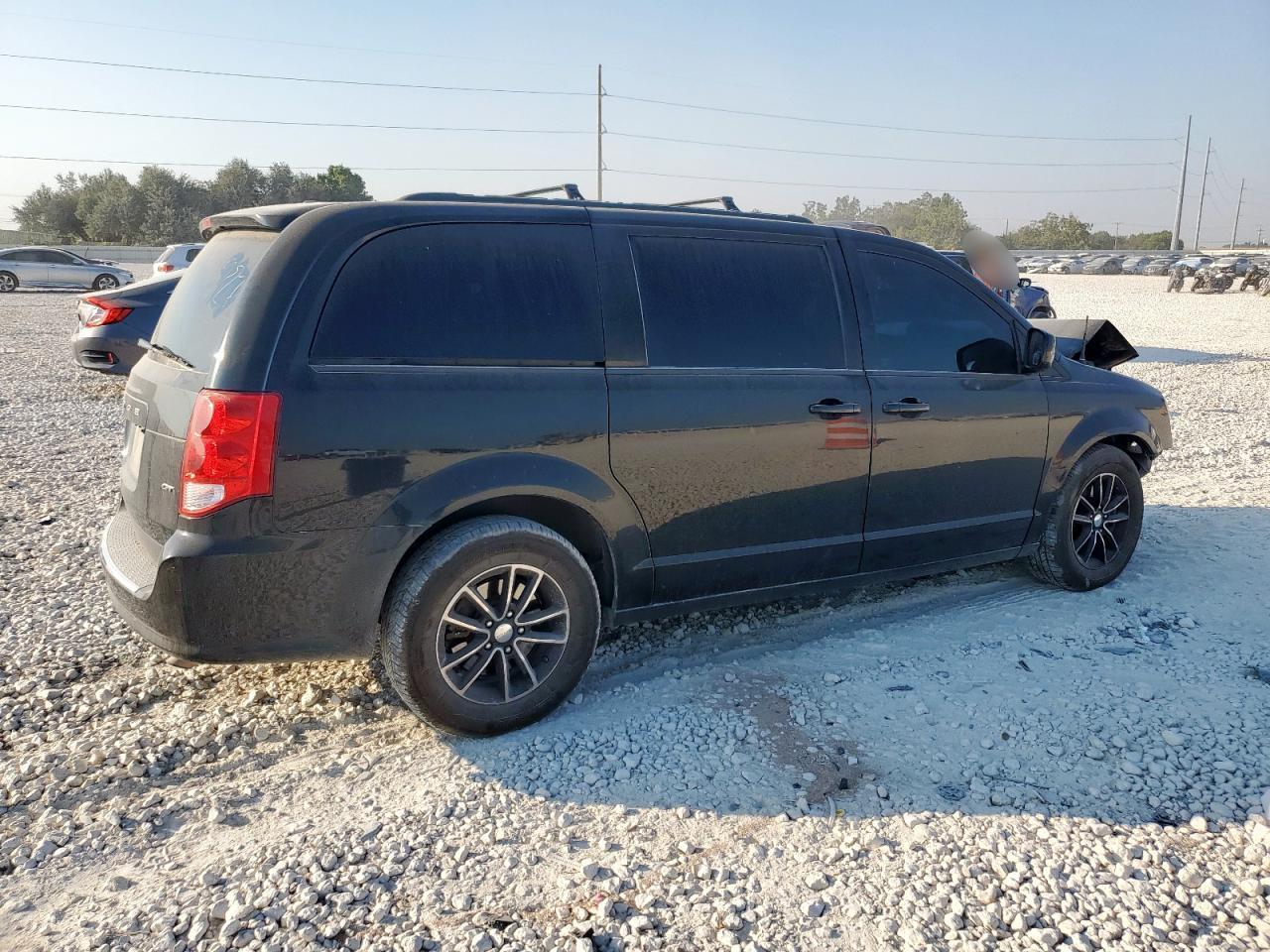 2019 Dodge Grand Caravan Gt - zdjęcie 3