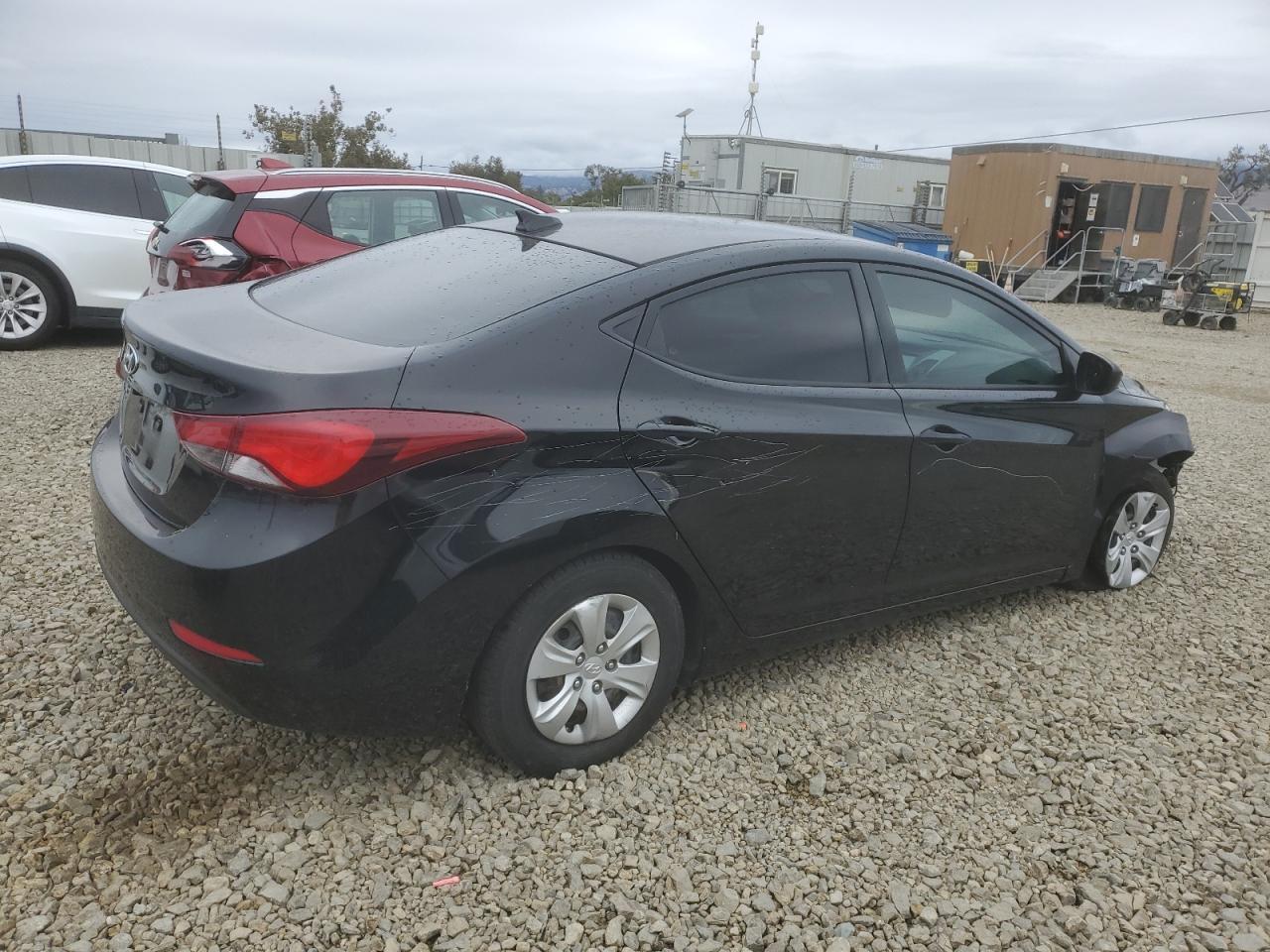 2016 Hyundai Elantra - zdjęcie 3