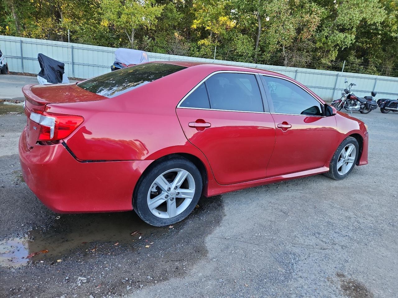 2014 Toyota Camry Se - zdjęcie 3