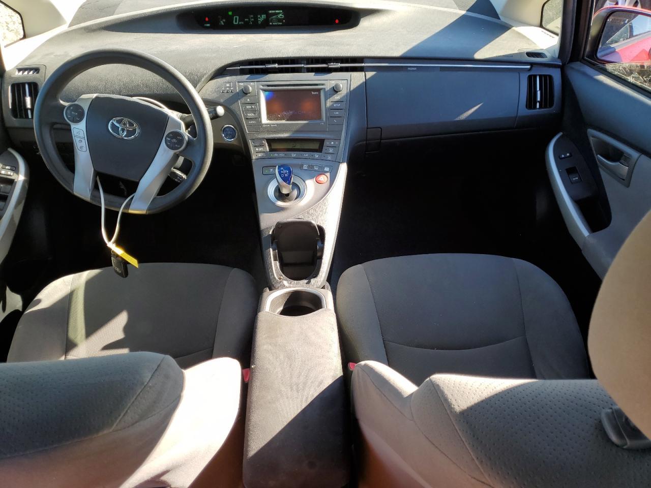 2013 Toyota Prius - zdjęcie 8