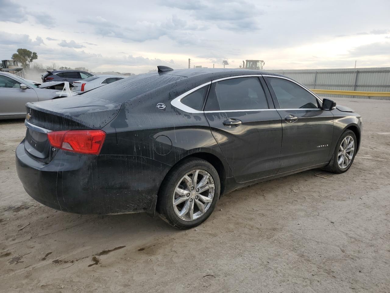 2020 Chevrolet Impala Lt - zdjęcie 3