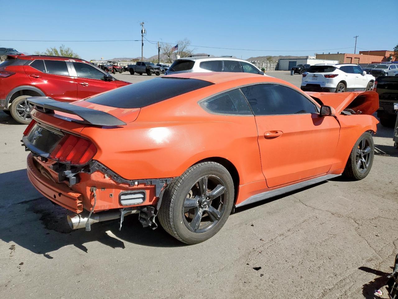 2016 Ford Mustang - zdjęcie 3