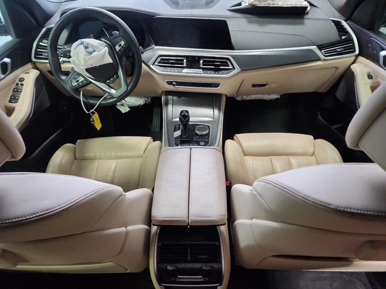 2022 BMW X5 xDrive45E - zdjęcie 8