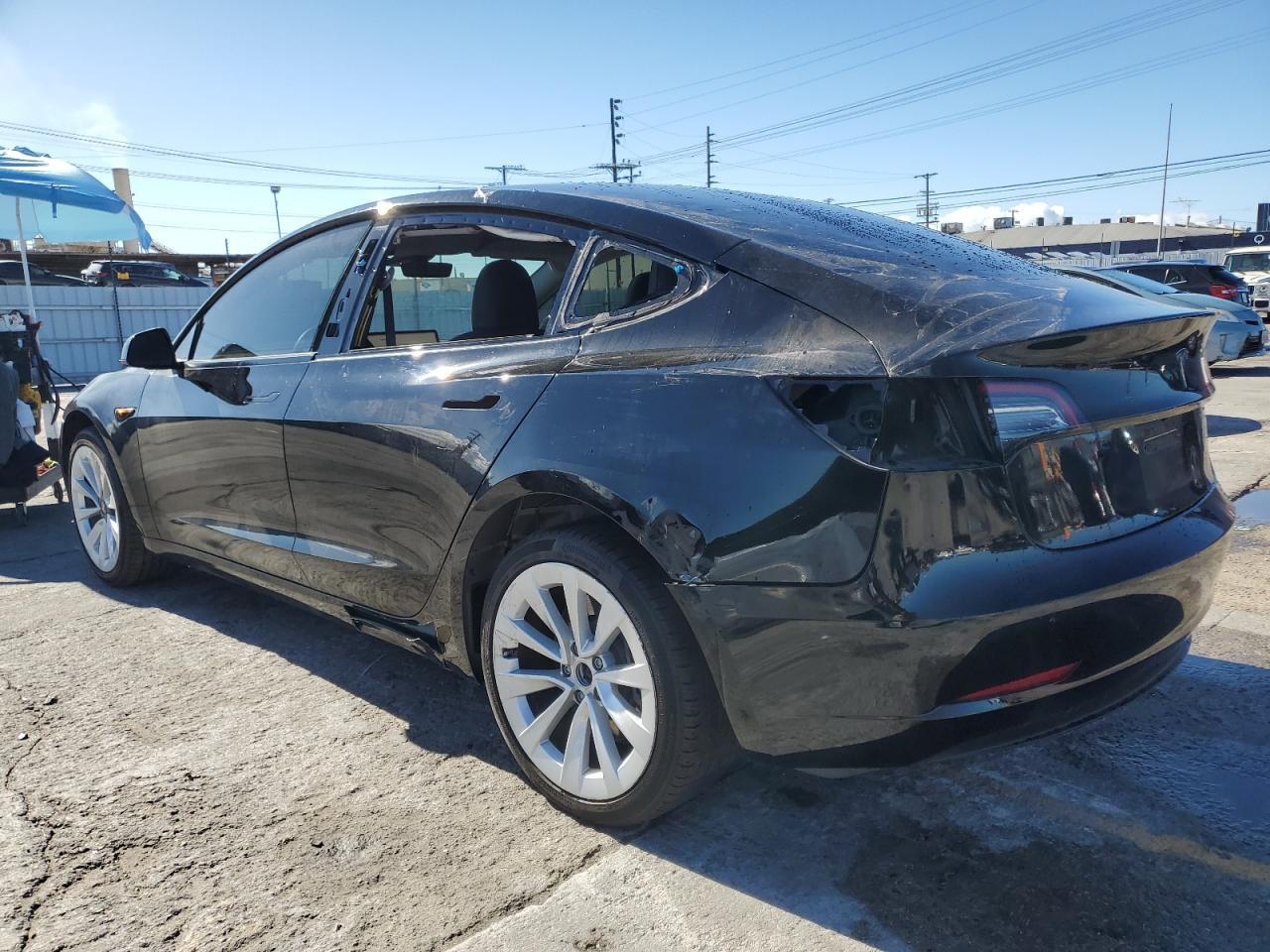 2023 Tesla Model 3 - zdjęcie 2