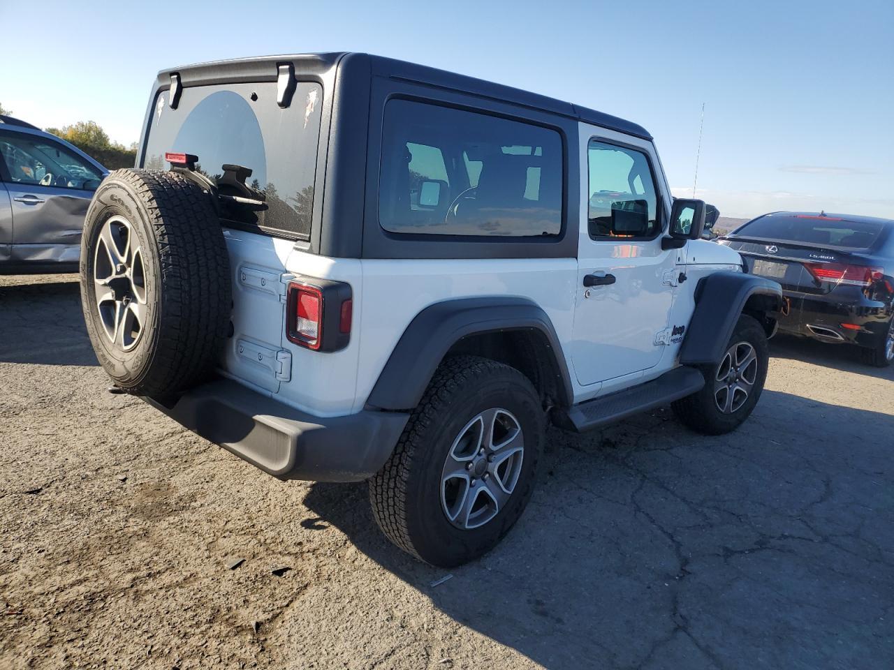 2021 Jeep Wrangler - zdjęcie 3