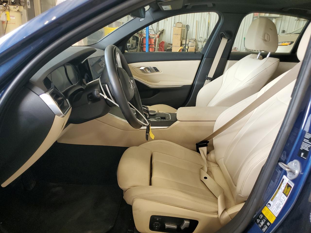 2021 BMW 330Xi - zdjęcie 7