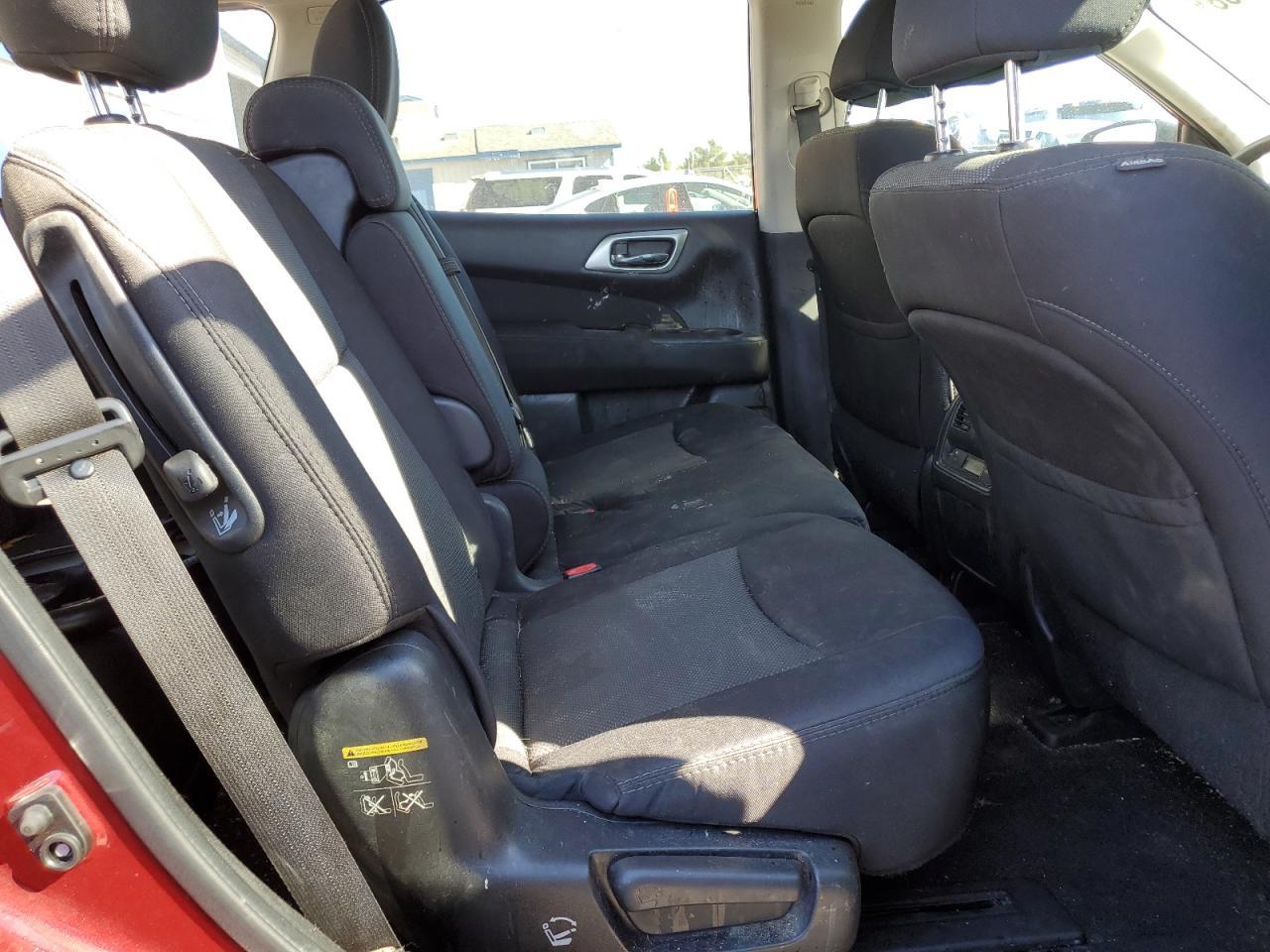 2017 Nissan Pathfinder S - zdjęcie 10