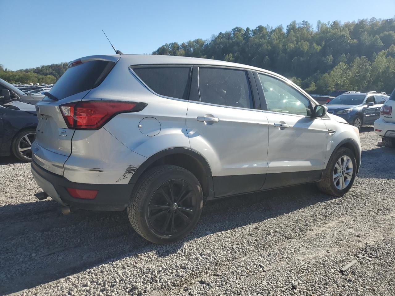 2019 Ford Escape Se - zdjęcie 3