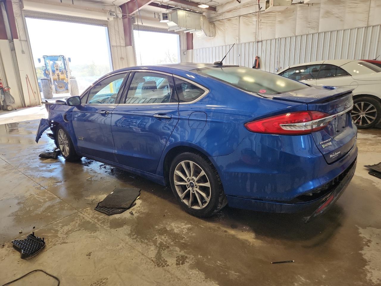 2017 Ford Fusion Titanium Phev - zdjęcie 2