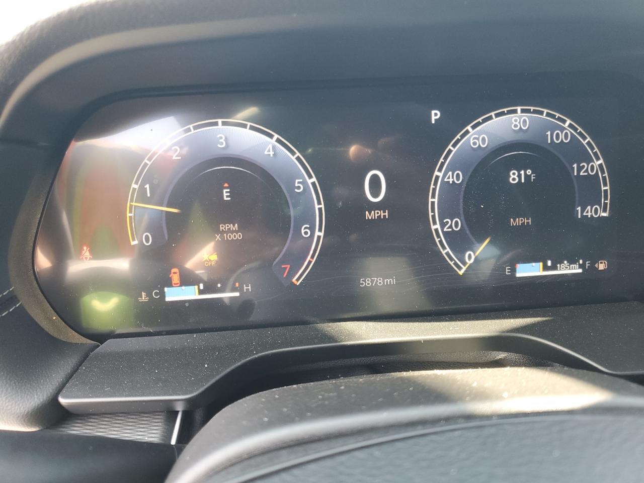 2025 Jeep Grand Cherokee Laredo - zdjęcie 9