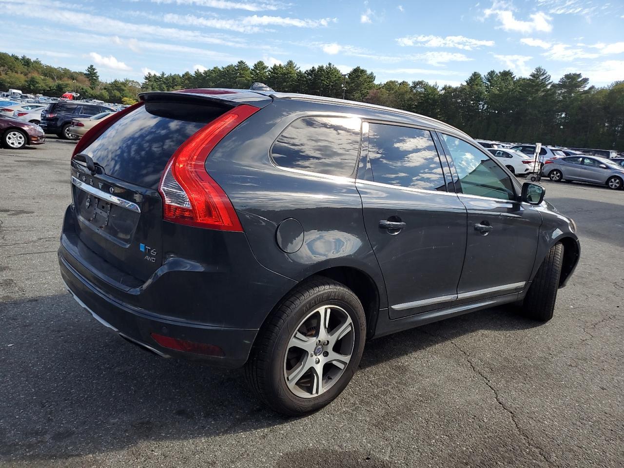 2015 Volvo XC60 - zdjęcie 3