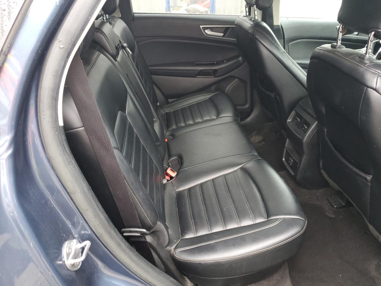 2019 Ford Edge - zdjęcie 11