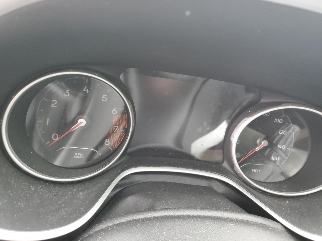 2021 Jeep Compass Latitude - zdjęcie 9