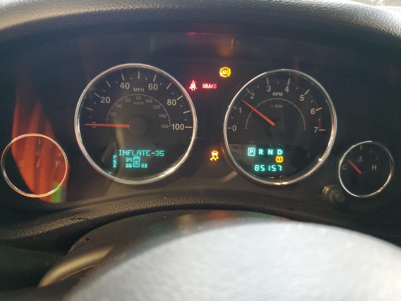 2013 Jeep Wrangler - zdjęcie 9