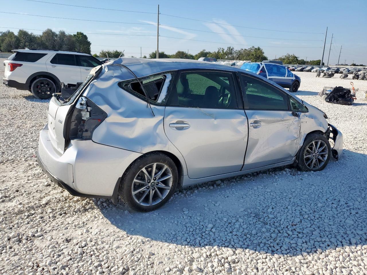 2016 Toyota Prius V - zdjęcie 3