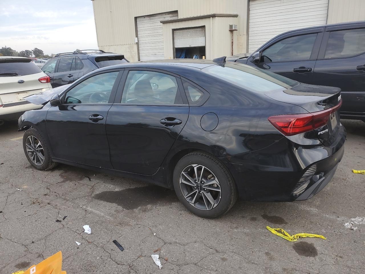 2024 Kia Forte Lx - zdjęcie 2