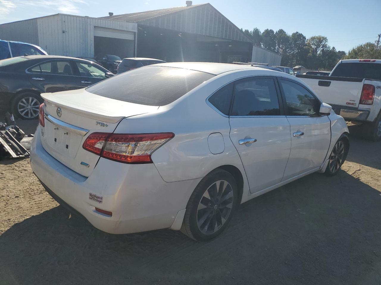 2013 Nissan Sentra - zdjęcie 3