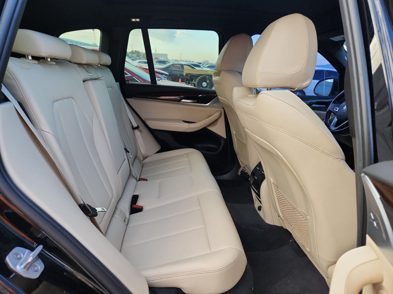 2018 BMW X3 xDrive30I - zdjęcie 11