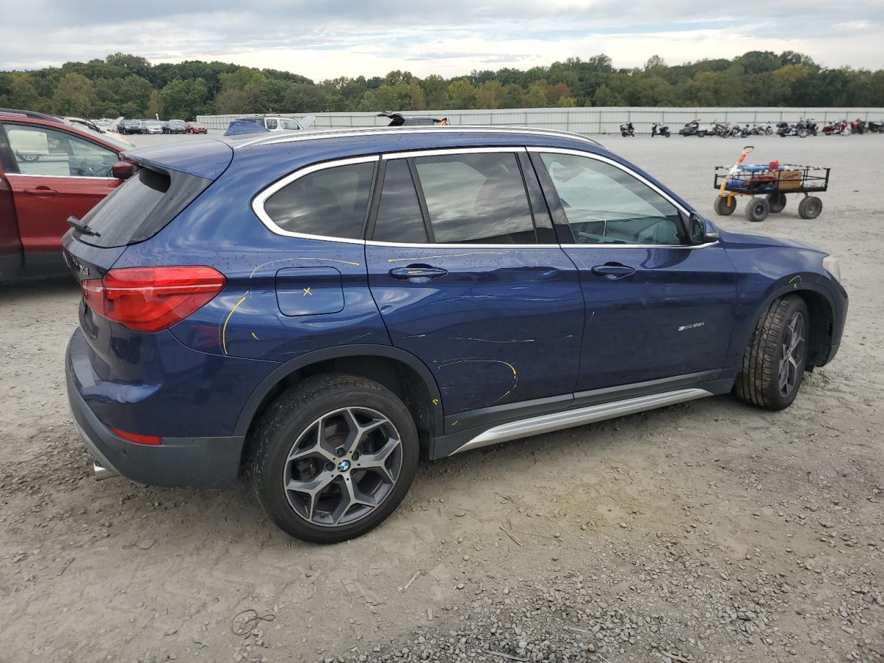 BMW X1 - zdjęcie 3