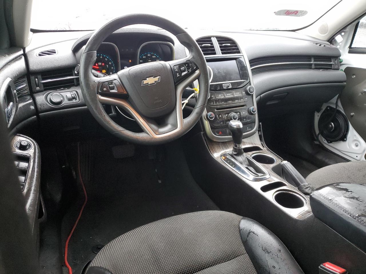 2015 Chevrolet Malibu - zdjęcie 8