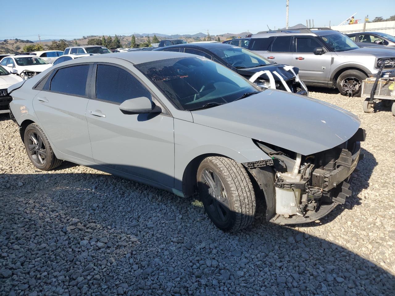 2021 Hyundai Elantra - zdjęcie 4