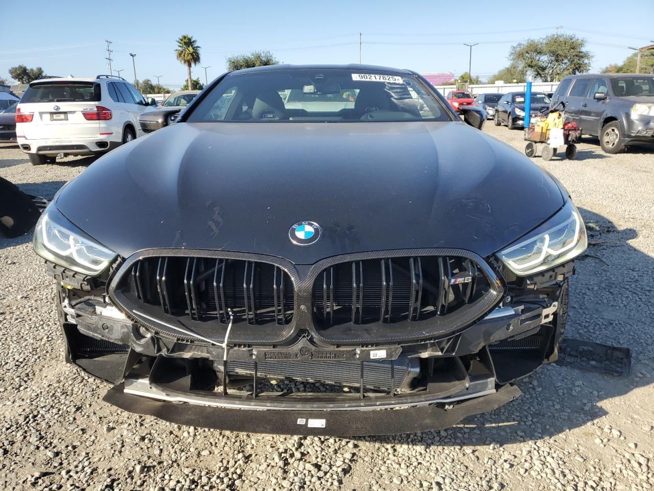 2023 BMW M8 - zdjęcie 5