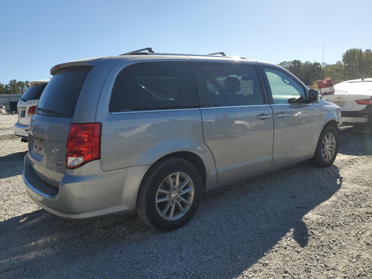 2019 Dodge Grand Caravan Sxt - zdjęcie 3