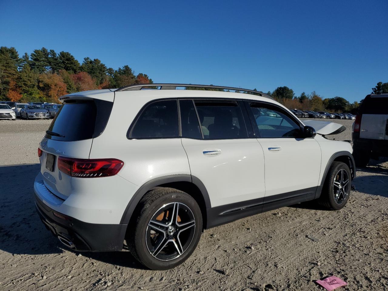 2021 Mercedes-Benz GLB - zdjęcie 3