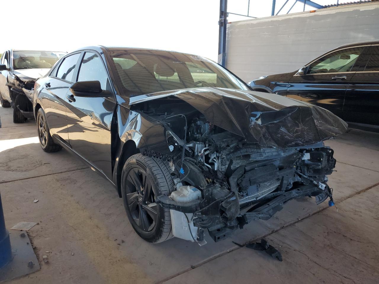 2022 Hyundai Elantra - zdjęcie 4