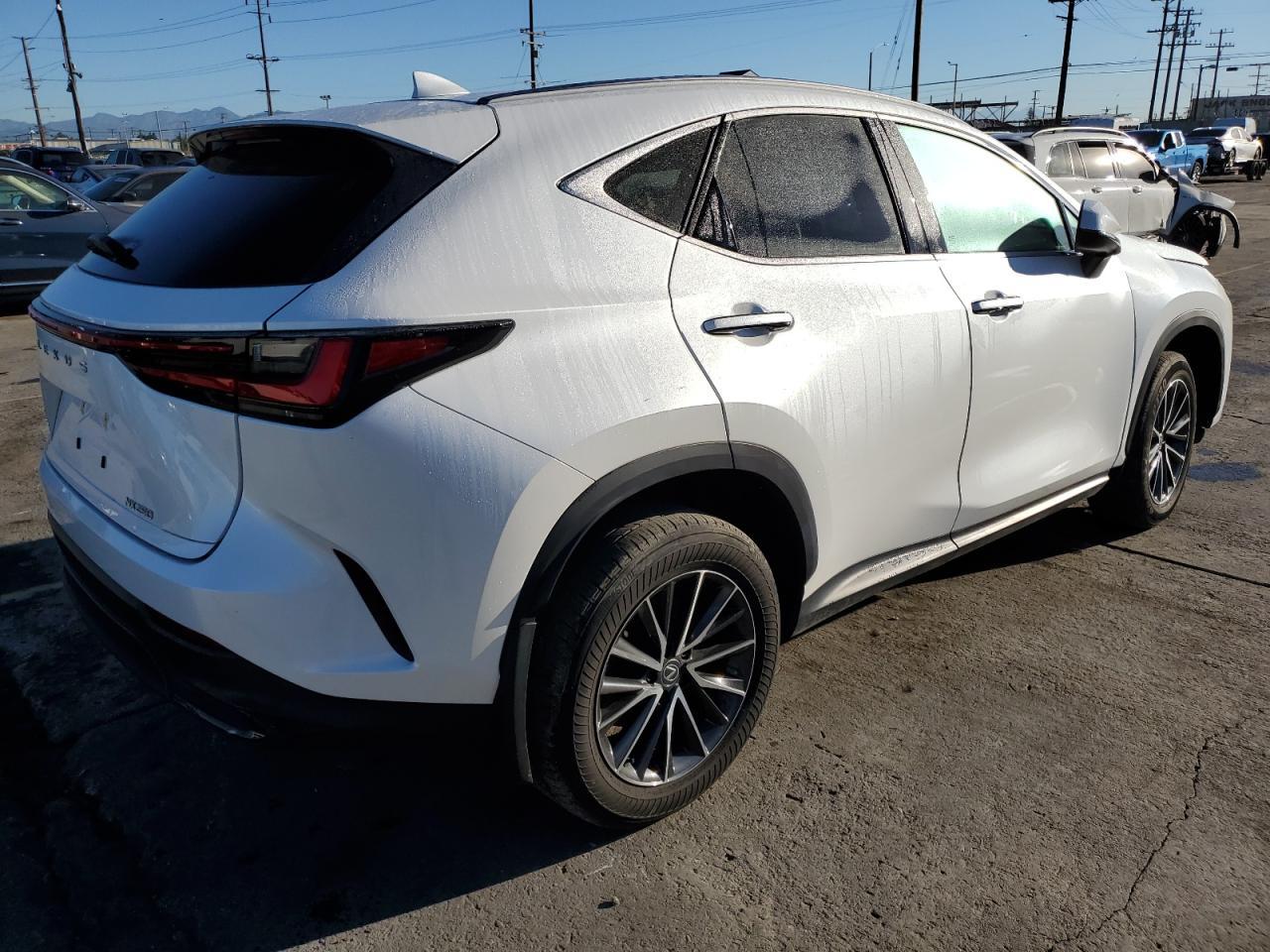 2024 Lexus Nx 250 Base - zdjęcie 3