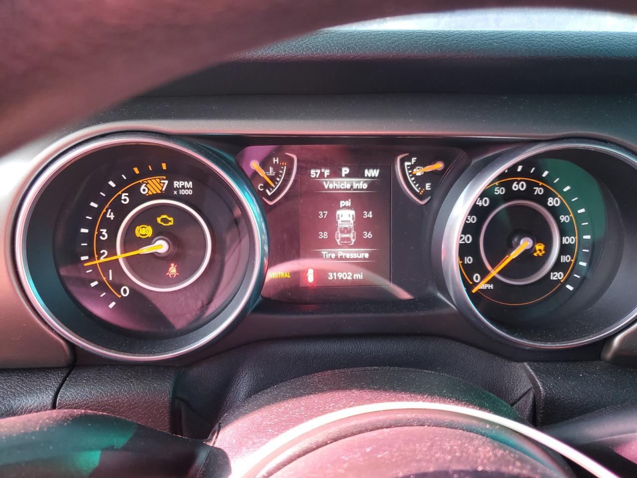 2018 Jeep Wrangler - zdjęcie 9