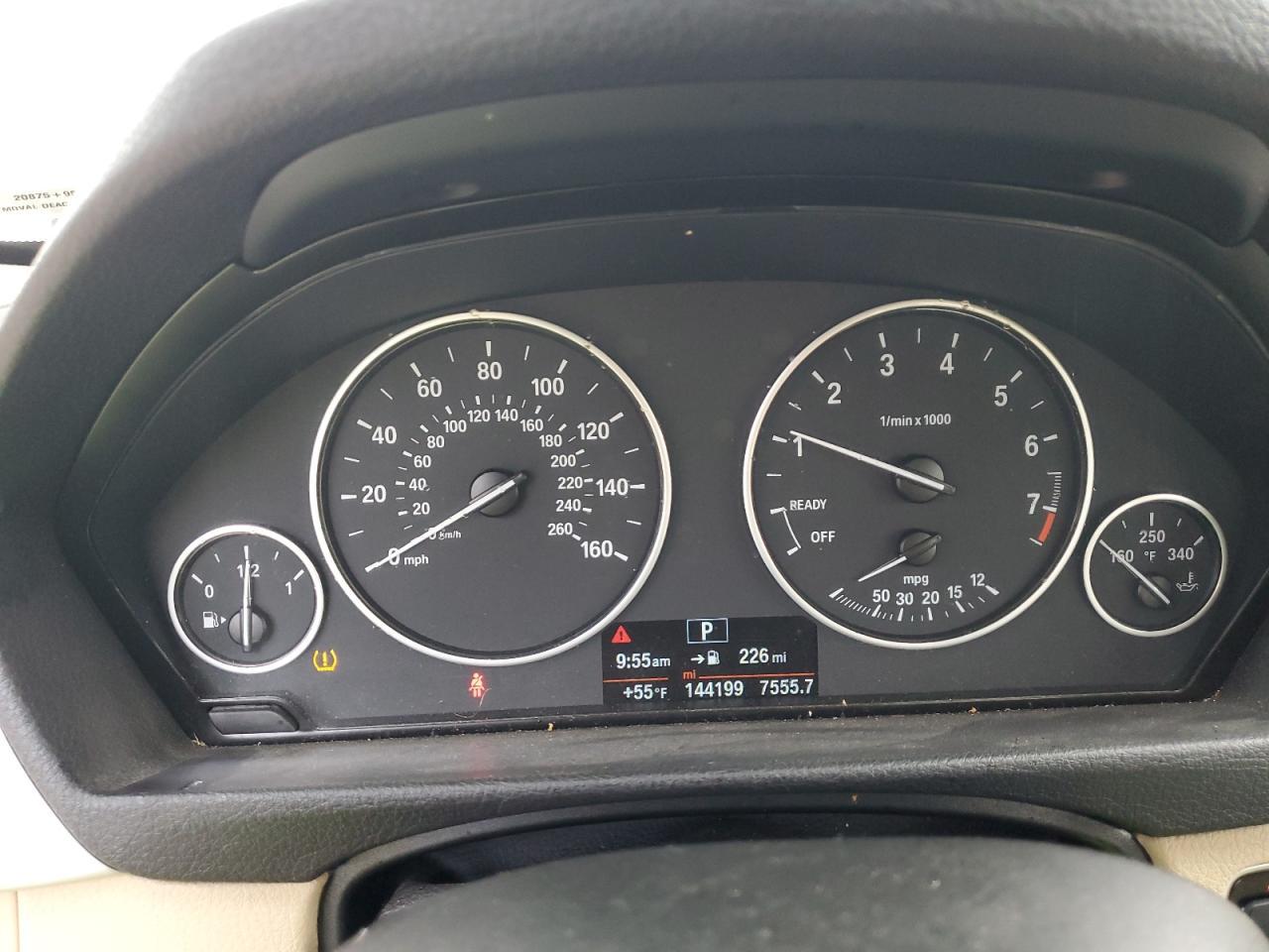 2016 BMW 320 I - zdjęcie 9