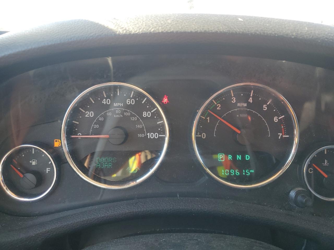 2016 Jeep Wrangler - zdjęcie 9